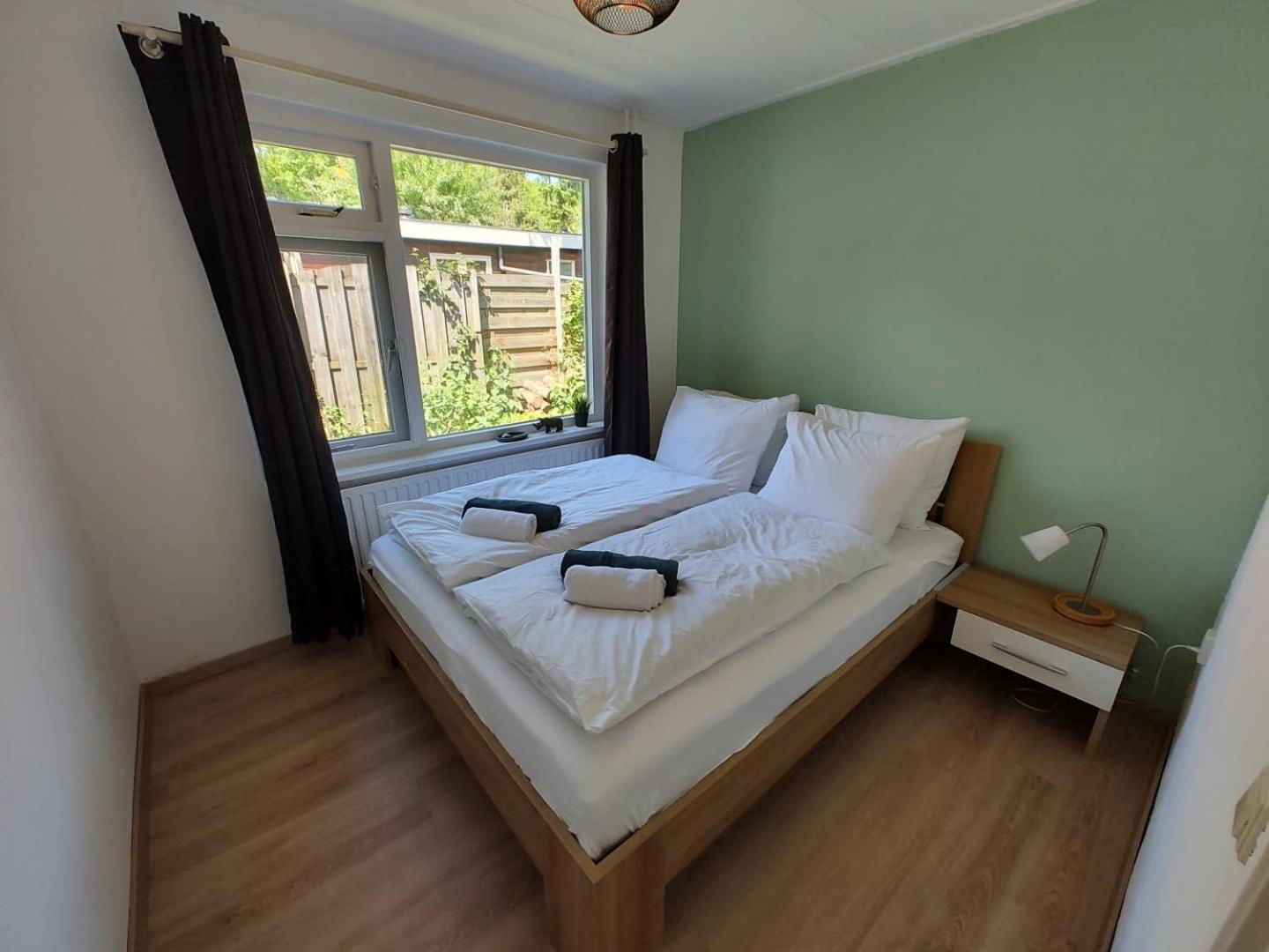 Vakantiehuis Op Rustig Bospark Veluwe 부투이젠 외부 사진